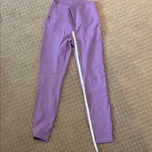 lululemon athletica align - 24 inch - size 6